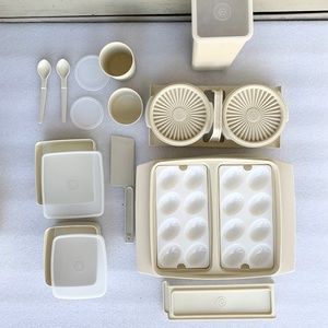 Vintage Beige Tupperware Set in Great Condition!